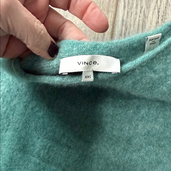 Vince Boiled Cashmere Dolman Sweater in the color Heather Sea Laurel XXS - Picture 5 of 8